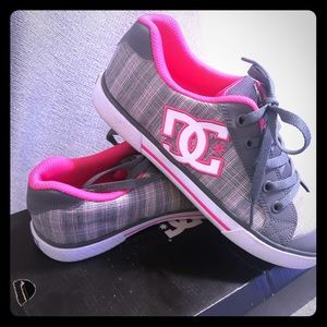 DC super cute tennis shoes